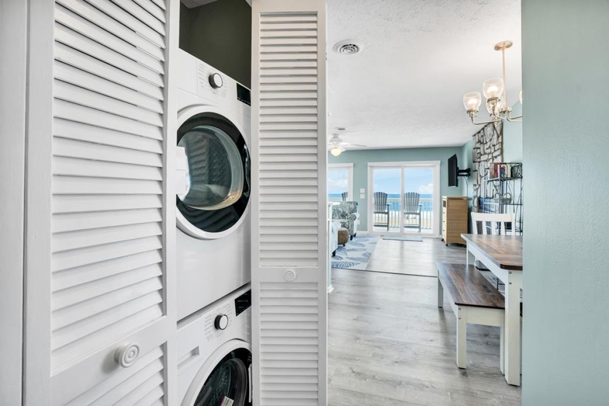 WASHER & DRYER