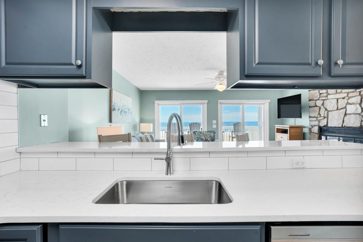 KITCHEN VIEW OF OCEAN 