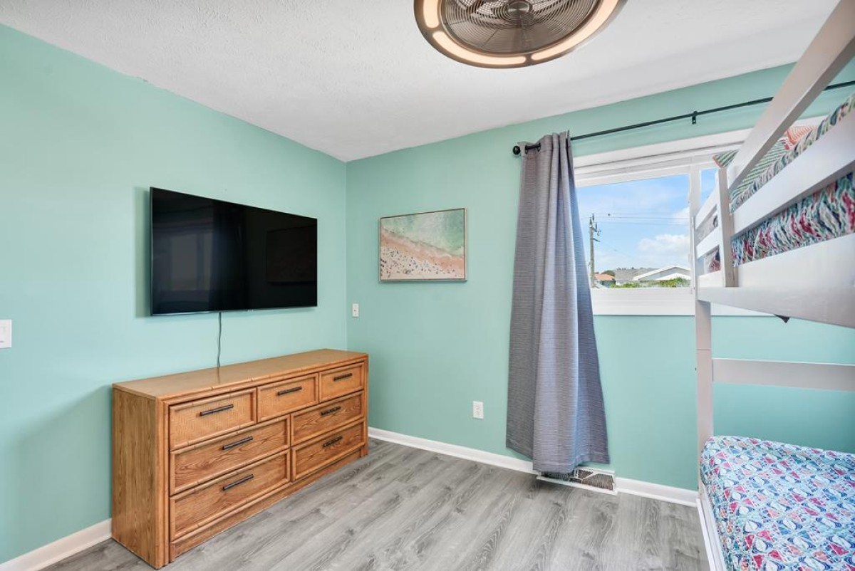 2ND FLOOR BUNK ROOM 