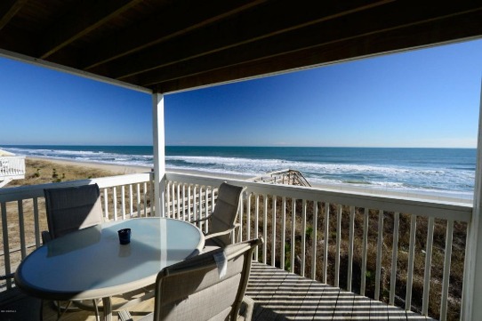 patio view of a wrightsville beach vacation rental